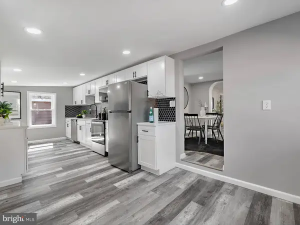 7704 EDGEWOOD AVE, Pasadena, MD 21122