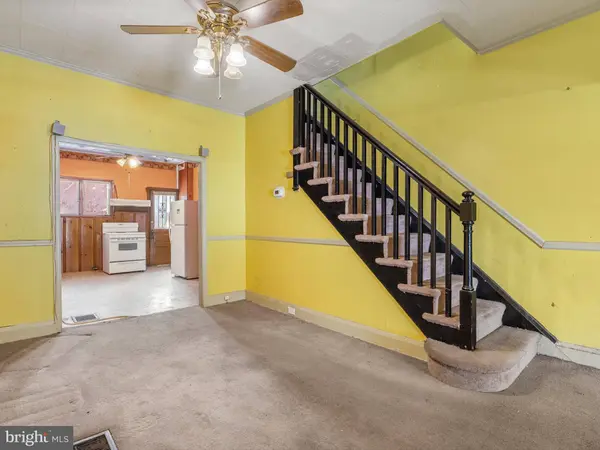 5 N CLINTON ST N, Baltimore, MD 21224