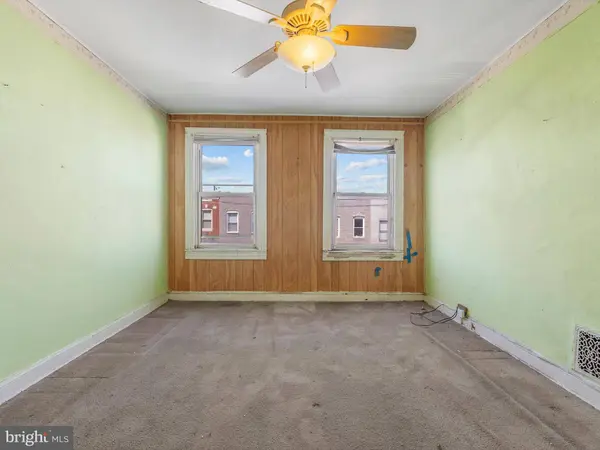 5 N CLINTON ST N, Baltimore, MD 21224