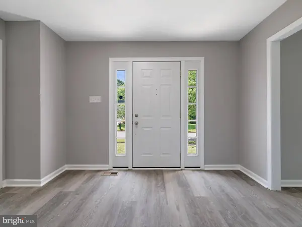 8420 BATES DR, Bowie, MD 20720