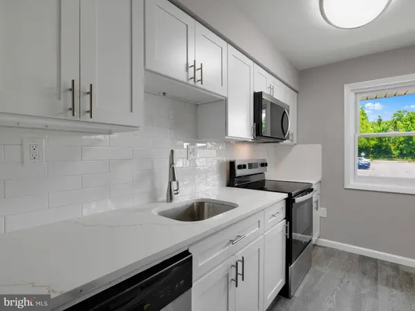 23 MIDDLEVIEW CT, Windsor Mill, MD 21244