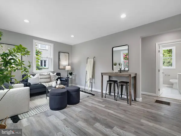 10 CINDER, Lutherville Timonium, MD 21093