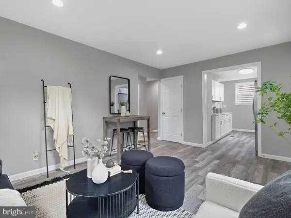 10 CINDER, Lutherville Timonium, MD 21093