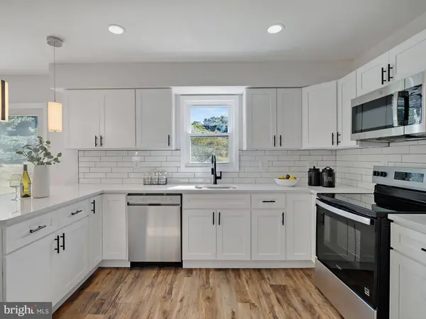 1231 CANTERBURY DR, Sykesville, MD 21784