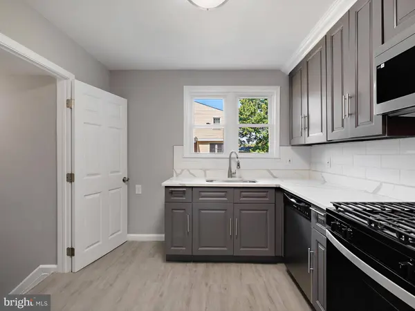 6225 ROBIN HILL RD, Baltimore, MD 21207