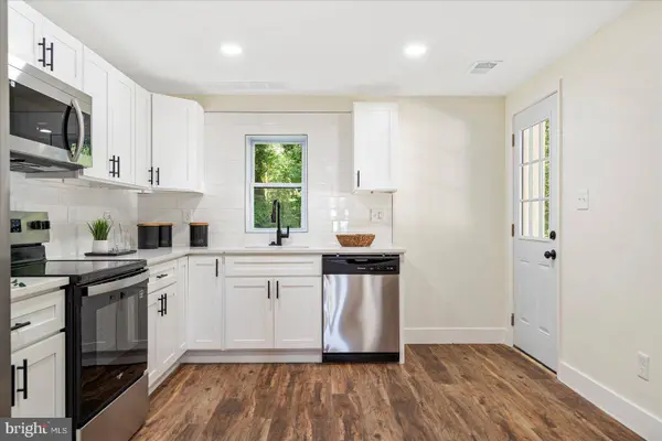 3724 BAY DR, Middle River, MD 21220