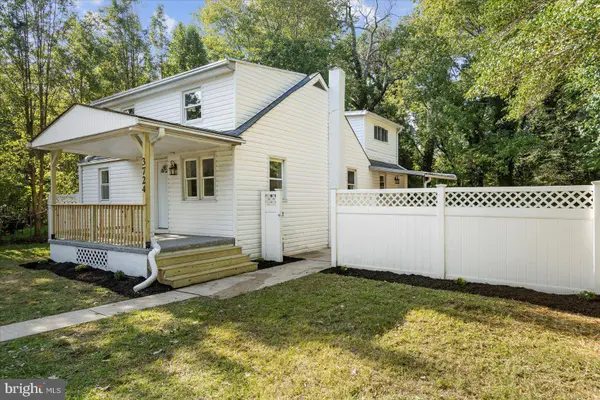 3724 BAY DR, Middle River, MD 21220