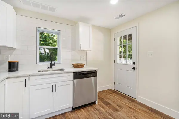 3724 BAY DR, Middle River, MD 21220