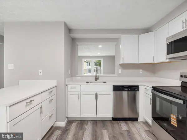 9410 CHIPPENHAM DR SW, Laurel, MD 20723