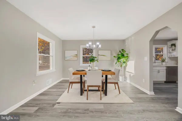 8344 FAIRWOOD DR, Pasadena, MD 21122