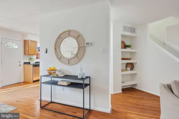 2112 WOODLAWN DR, Baltimore, MD 21207