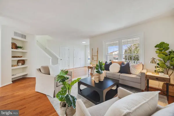 2112 WOODLAWN DR, Baltimore, MD 21207