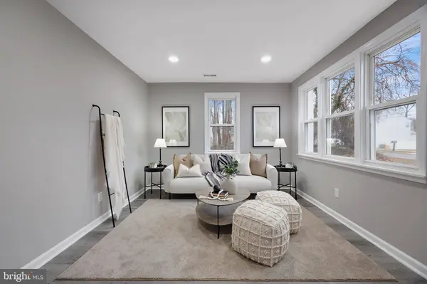 8119 ELIZABETH RD, Pasadena, MD 21122