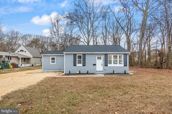 8119 ELIZABETH RD, Pasadena, MD 21122