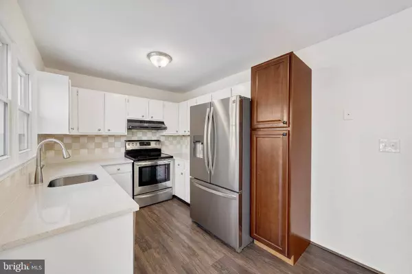 7662 SHERLOCK CT, Pasadena, MD 21122