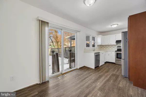 7662 SHERLOCK CT, Pasadena, MD 21122