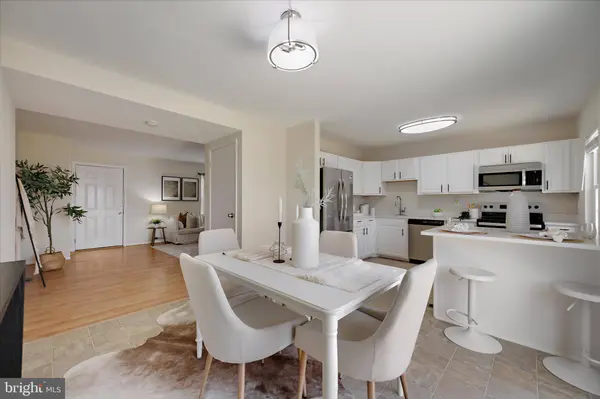 1042 CAPE SPLITT HARBOUR, Pasadena, MD 21122