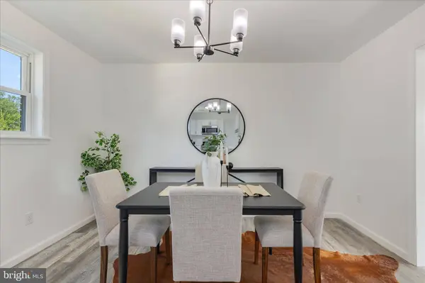 6810 SURRATTS RD, Clinton, MD 20735