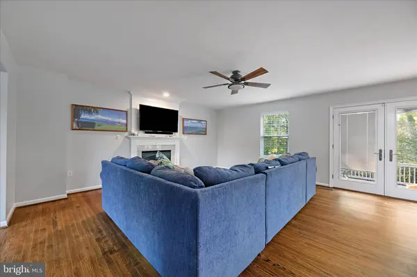 8111 SAGAMORE WAY, Pasadena, MD 21122