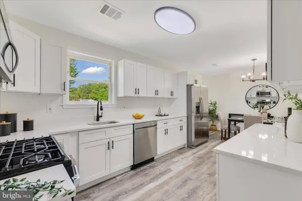 6810 SURRATTS RD, Clinton, MD 20735