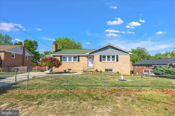 6810 SURRATTS RD, Clinton, MD 20735