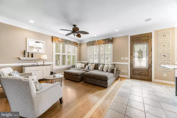 10 DOGWOOD RD, Riva, MD 21140