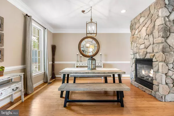 10 DOGWOOD RD, Riva, MD 21140