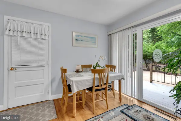 4097 SHOREHAM BEACH RD, Edgewater, MD 21037