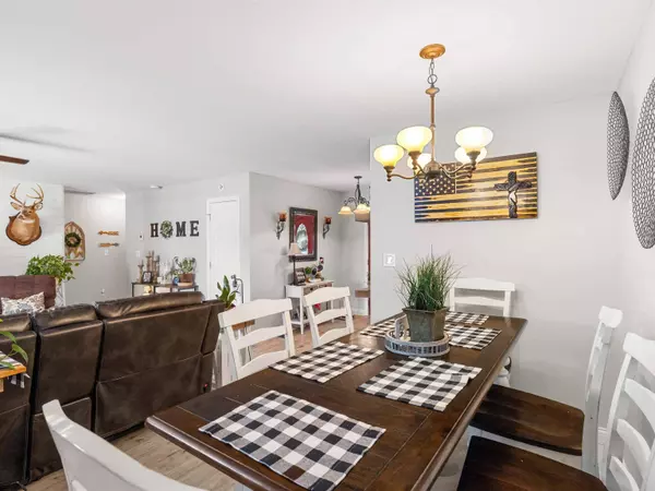 60 Lewisport Heights Ln, Lewisport, KY 42351