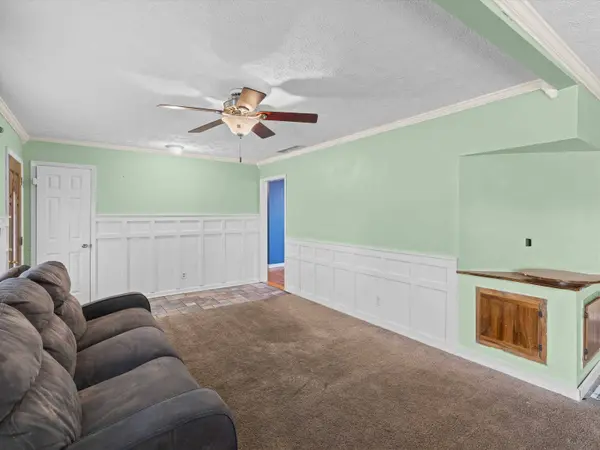 320 Blue Grass Dr, Lewisport, KY 42351