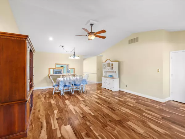 3609 War Admiral Dr, Owensboro, KY 42303