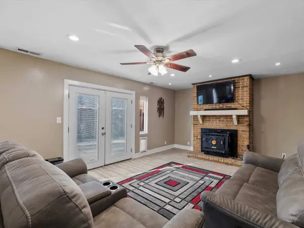 515 Hillcrest Cir, Hawesville, KY 42348
