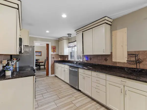 515 Hillcrest Cir, Hawesville, KY 42348
