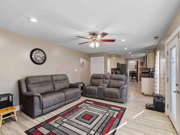 515 Hillcrest Cir, Hawesville, KY 42348