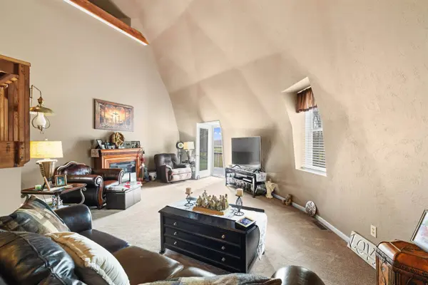5425 Newbolt Rd, Owensboro, KY 42303