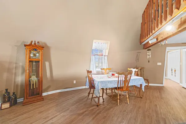 5425 Newbolt Rd, Owensboro, KY 42303