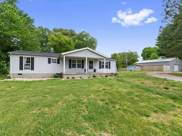 9247 US HWY 231, Utica, KY 42376
