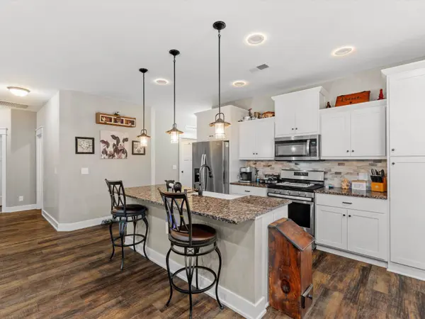 4100 Nina Dr, Owensboro, KY 42301
