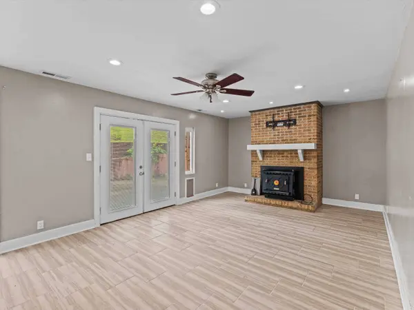 515 Hillcrest Cir, Hawesville, KY 42348-0000