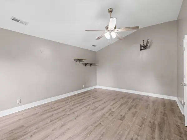 515 Hillcrest Cir, Hawesville, KY 42348-0000