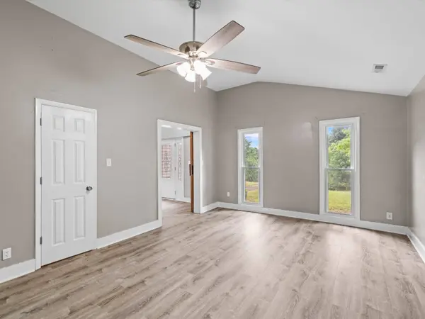 515 Hillcrest Cir, Hawesville, KY 42348-0000