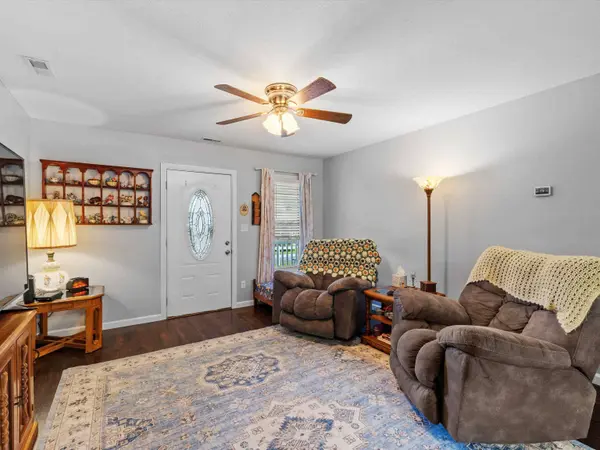 363 E Main St, Fordsville, KY 42343-0000