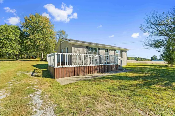 999 Oakwood Dr, Hartford, KY 42347