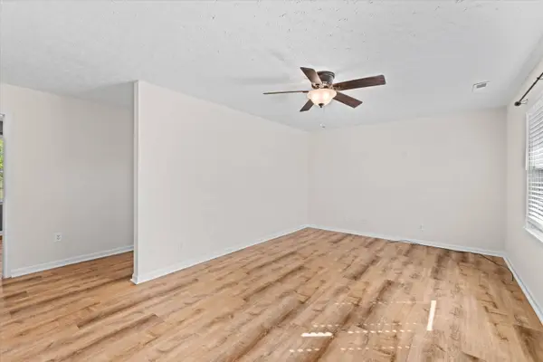 999 Oakwood Dr, Hartford, KY 42347