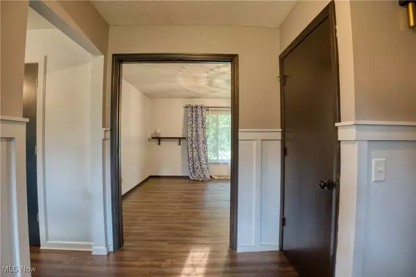 620 High ST NE, Canal Fulton, OH 44614