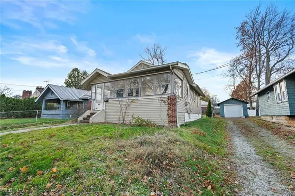 640 Plainfield RD, Akron, OH 44312