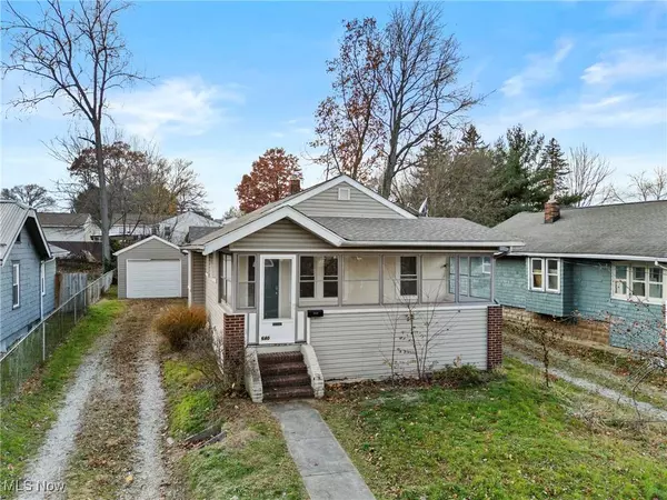 640 Plainfield RD, Akron, OH 44312