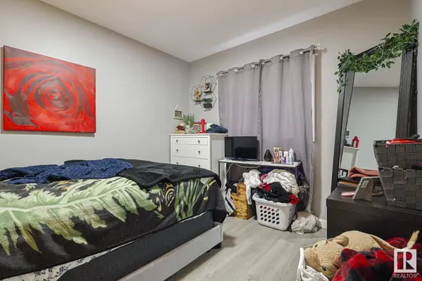 11540 83 ST NW, Edmonton, AB T5B 2Y5