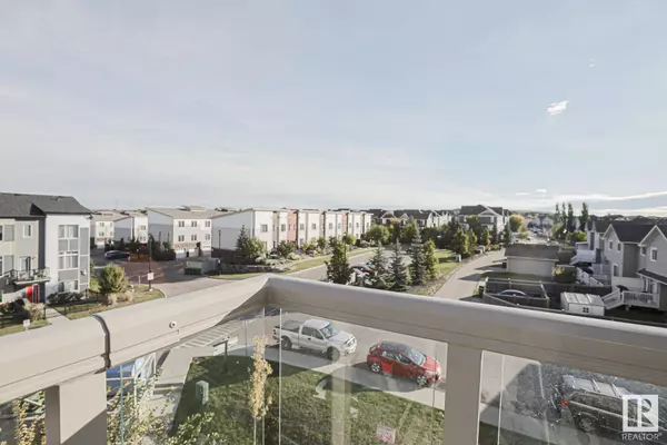 #426 812 WELSH DR SW, Edmonton, AB T6X 1Y7