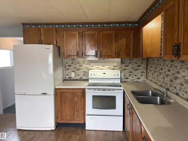 610 Evergreen Park DR NW NW, Edmonton, AB T5Y 4M2